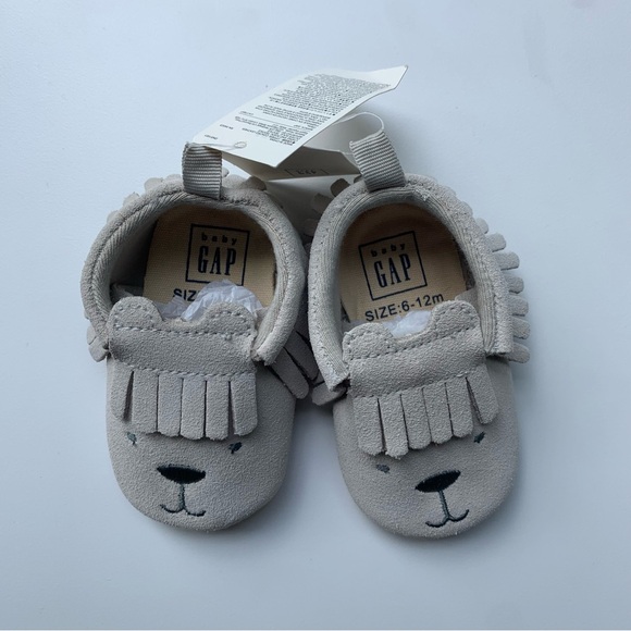GAP Baby unisex leather mocassins 6-12m NWT - Picture 1 of 5
